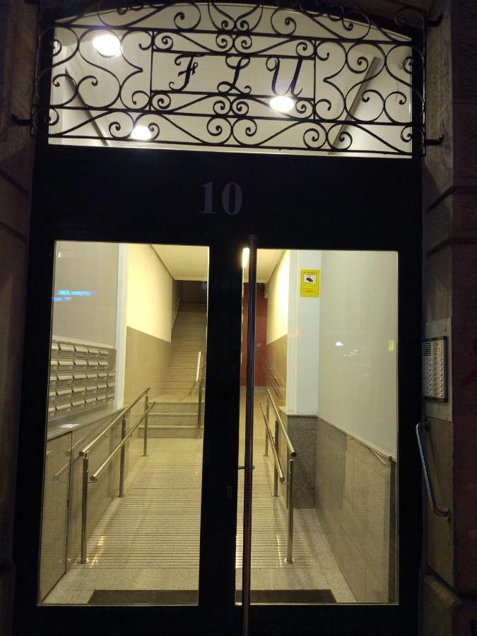 Next City Center San Sebastian Bus & Train Station Free Wifi エクステリア 写真